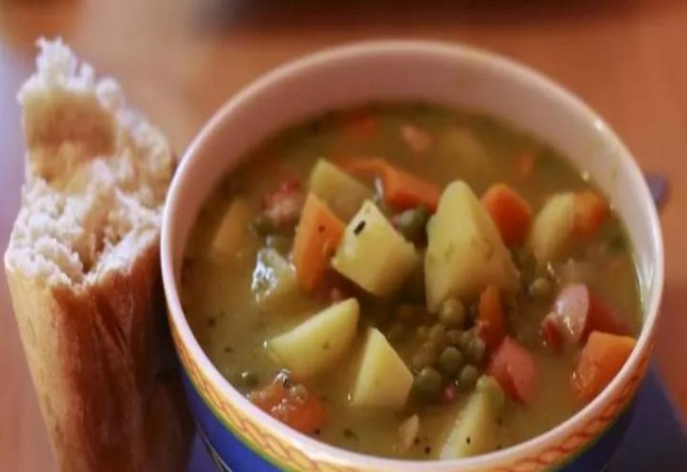 Leguma care poate provoca inclusiv CANCER, dacă este reîncălzită. Românii o consumă foarte des