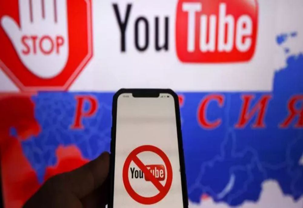 YouTube "obligă" utilizatorii care folosesc extensii adblock să își facă abonamente Premium