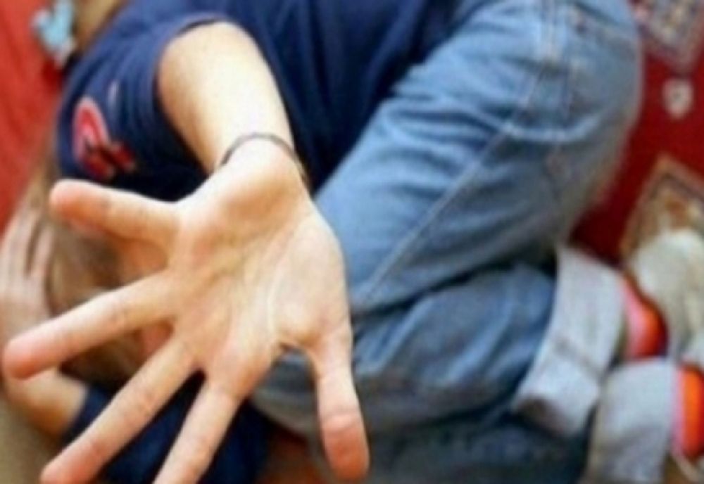 Mamă condamnată după ce și-a abuzat fizic și sexual copiii minori - Caz revoltător la Suceava