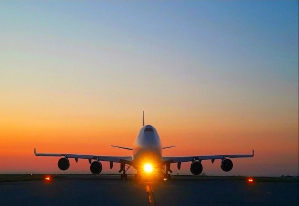 Alerta cu bombă de la bordul avionului care a aterizat pe Otopeni s-a dovedit a fi falsă. Aeronava a fost interzisă în Moldova