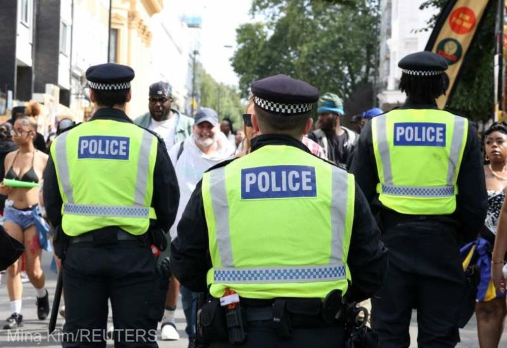 REGATUL UNIT: CINCI VICTIME AU FOST RĂNITE CU CUŢITUL LA CARNAVALUL DIN NOTTING HILL