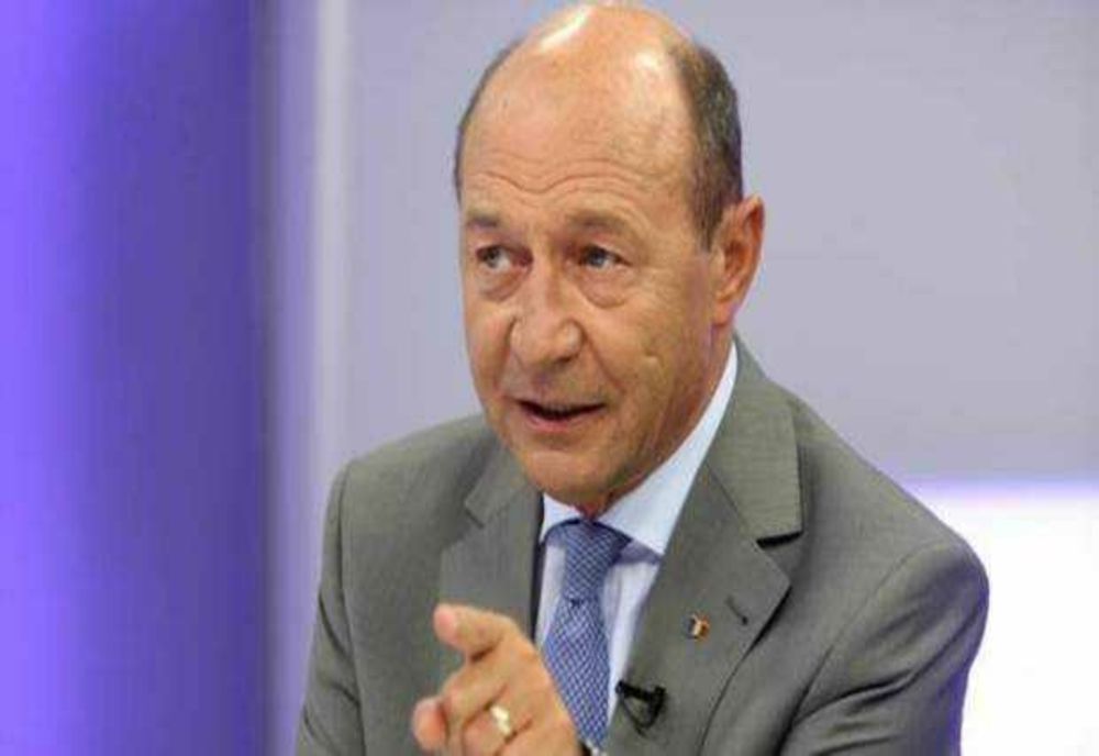 TRAIAN BĂSESCU: FĂRĂ SPRIJINUL SUA, UCRAINA VA CAPITULA
