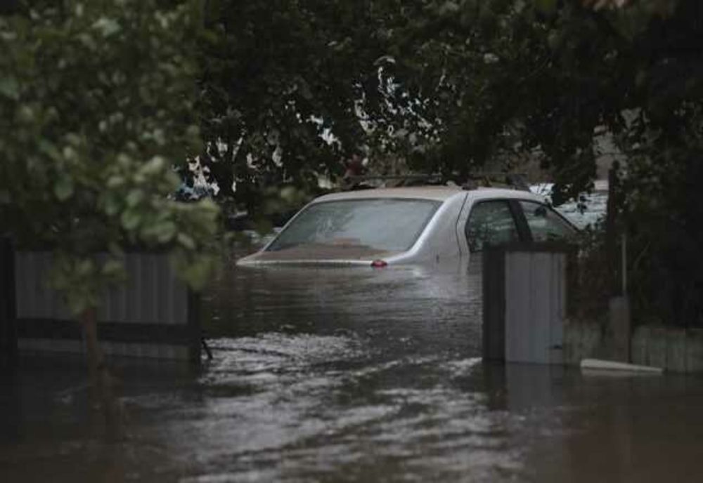 ITALIA: MII DE LOCUITORI DIN BOLOGNA, EVACUAȚI DIN CALEA INUNDAȚIILOR