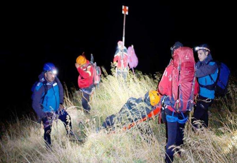 Tragedie în Piatra Craiului: turist decedat pe traseu, în ciuda intervenției rapide a salvamontiștilor