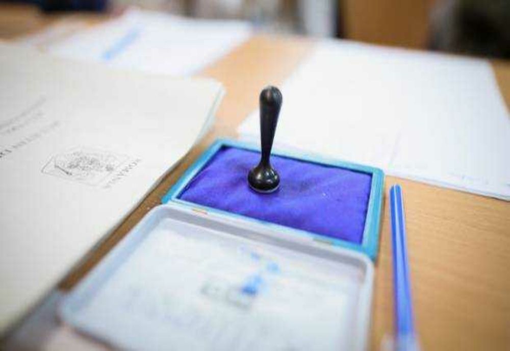 PREZIDENȚIALE 2025 / ALEGĂTORII - AȘTEPTAȚI DUMINICĂ LA URNE PENTRU DECIZIA FINALĂ