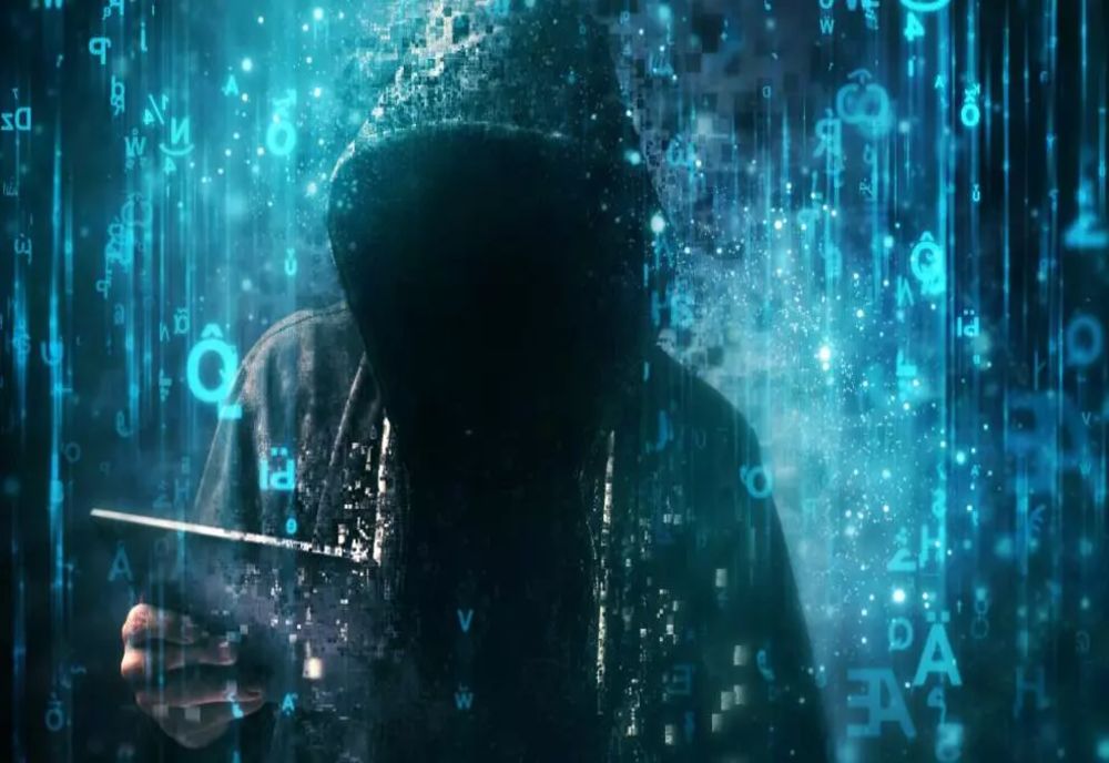 PERCHEZIȚII LA O GRUPARE DE HACKERI ROMÂNI: AU FURAT PESTE 100 DE MILIOANE DE EURO DIN CONTURILE A PESTE 700 DE PERSOANE