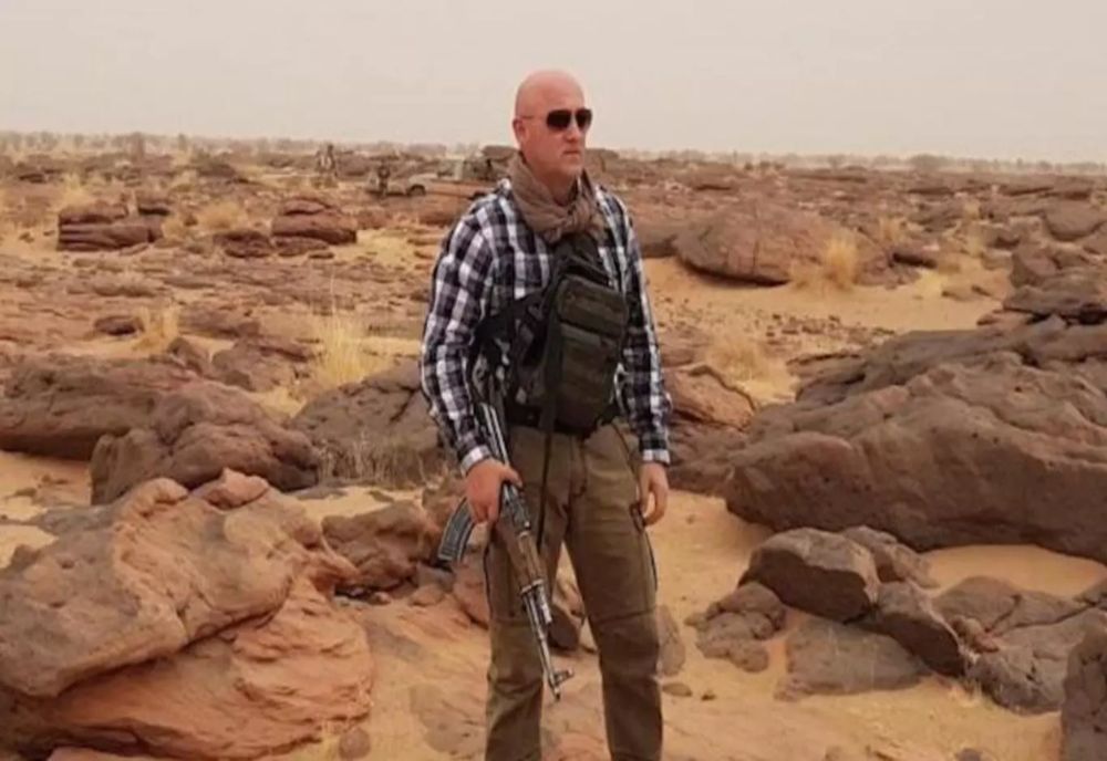 HORAȚIU POTRA, LEGIONARUL MILIONAR, SĂLTAT DE POLIȚIȘTI ÎN TRAFIC, ÎN TIMP CE SE ÎNDREPTA SPRE BUCUREȘTI ÎNSOȚIT DE 20 DE PERSOANE