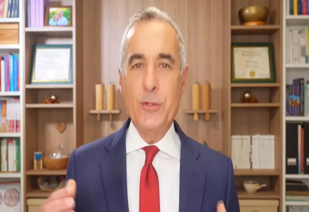 CĂLIN GEORGESCU, MESAJ ÎN ZIUA BOTEZULUI DOMNULUI: ”PE 10 IANUARIE, LA ORA 10, VA AVEA LOC MAREA UNIRE JURIDICĂ A POPORULUI NOSTRU”