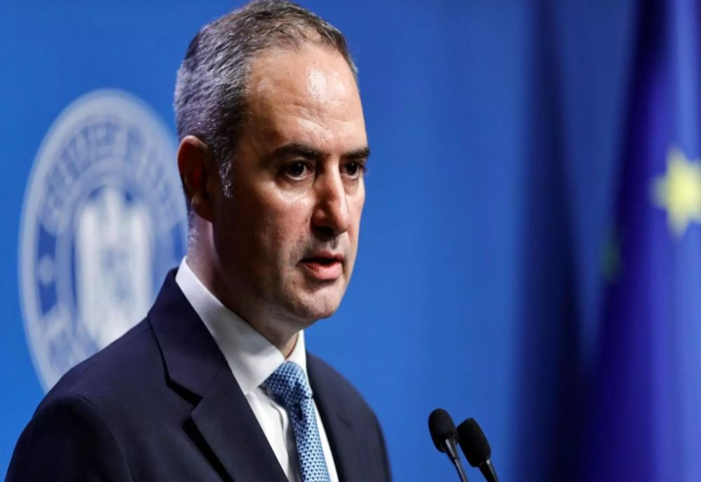 "ROMÂNIA VA AVEA BANI PENTRU PENSII ŞI SALARII"