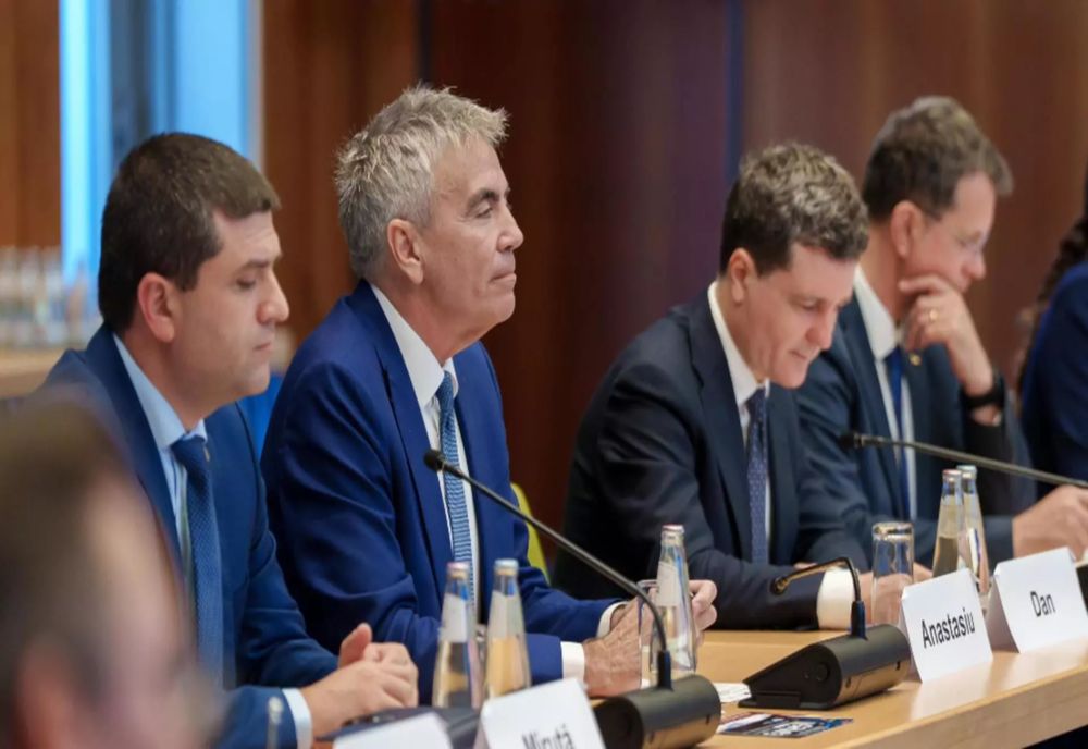 NICUȘOR DAN N-A SEMNAT NICI ACUM DEMISIA LUI ANASTASIU - SURSE. ANCA ALEXANDRESCU ȘI CRISTIAN RIZEA VIN CU DEZVĂLUIRI BOMBĂ DESPRE ÎNCRENGĂTURILE DIN SPATELE VICEPREMIERULUI ȘPĂGAR