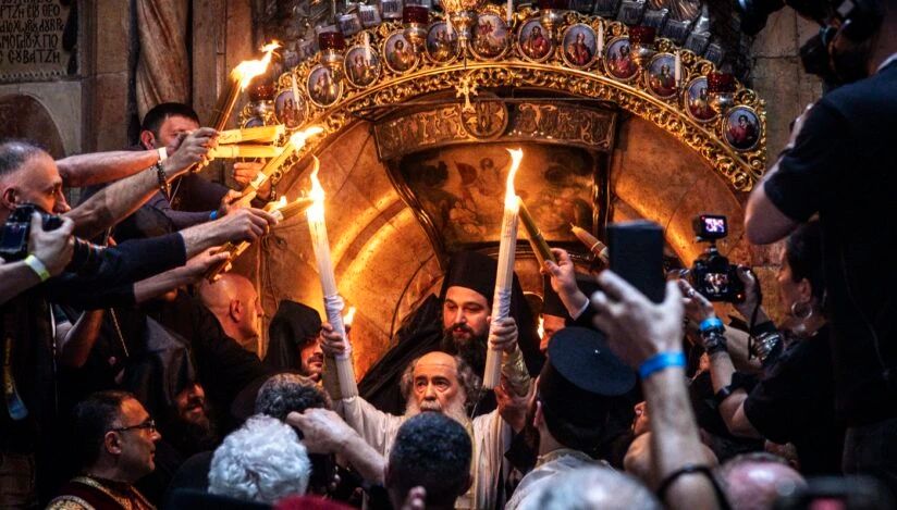 Lumina Sfântă ajunge la Suceava la ora 20:00