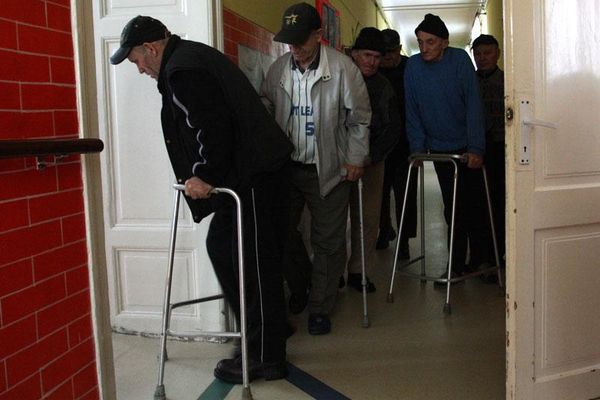 Controale la azilele de bătrâni ale bisericilor, fundațiilor și primăriilor din județul Suceava