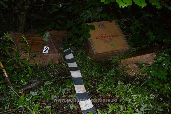 Țigări de contrabandă confiscate și un autoturism indisponibilizat, la Brodina