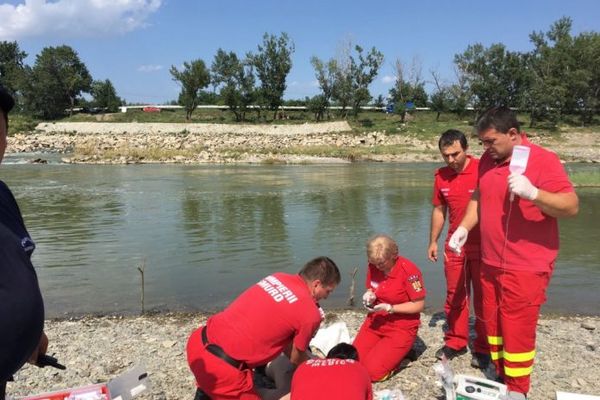 FOTO. Un tânăr de 28 de ani a murit înecat în apele râului Suceava