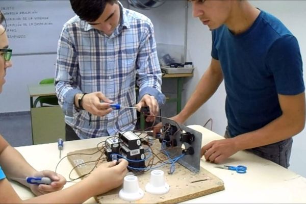 53 de case, 120 de anexe și curți inundate în județul Suceava. Conducta magistrală ce alimentează cu gaz municipiul Rădăuți a fost ruptă VIDEO