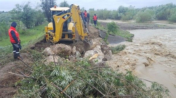 Pagube de 42 de milioane de lei provocate de inundații în județul Suceava