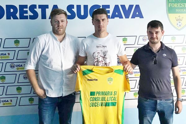 Fundașul central Andrei Vițelaru a semnat cu Foresta Suceava