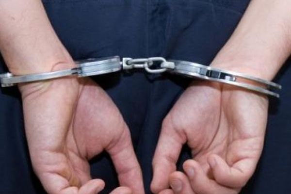 Agresorul unui tânăr de 24 de ani reținut pentru tentativă de omor