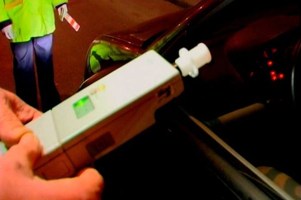 Accident produs de un tânăr aproape de comă alcoolică, la Gălănești