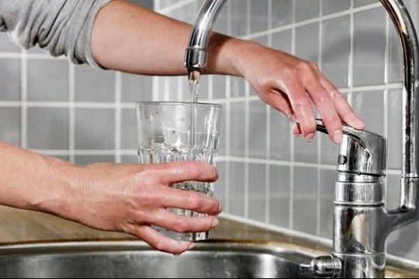 Mai multe străzi din Șcheia rămân sâmbătă fără apă