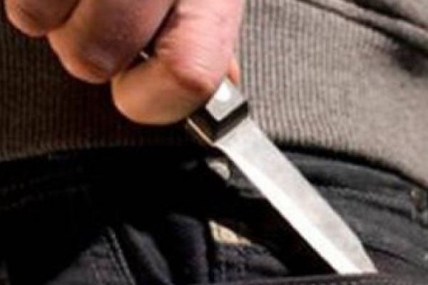 Adolescentul care a tâlhărit mai mulți minori, trimis în judecată