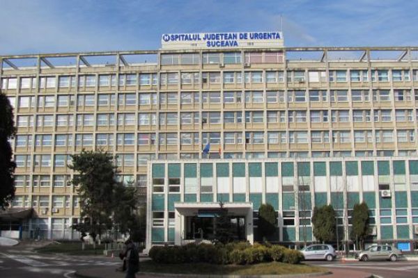 Un bărbat a ajuns în stare gravă la spital, după ce a luat foc de la o țigară