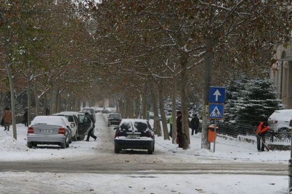 O femeie din Vulturești a fost găsită moartă pe un câmp