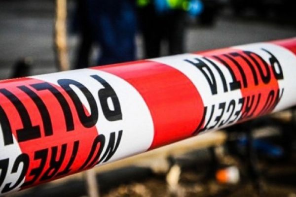 O femeie a fost găsită moartă pe o uliță din Fundu Moldovei. Aceasta mergea la priveghiul unei rude