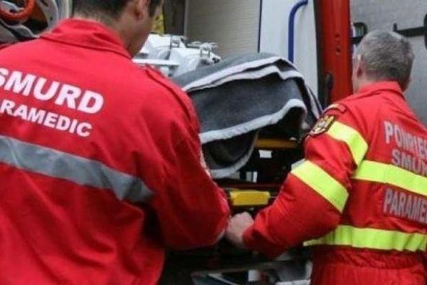 Un sucevean a murit după ce a căzut de la etajul al doilea al unui bloc