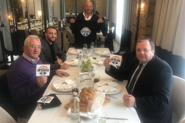 Cozmin Gușă, Ștefan Mandachi, președintele CJ și primarul Sucevei, repetiție pentru emisiunea România 2019