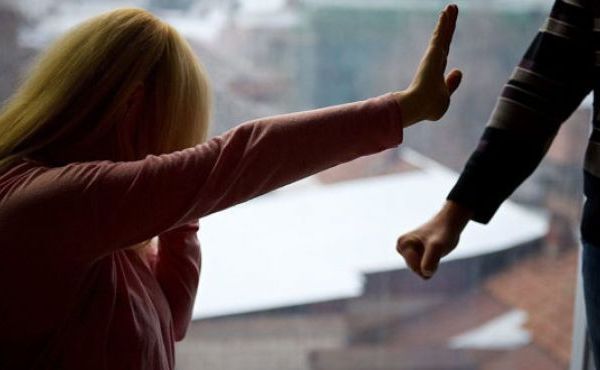 Ordin de protecție emis împotriva unui individ din Gălănești care și-a amenințat soția și soacra