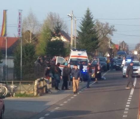 O bătrâna de 79 de ani și-a pierdut viața după ce a fost acroșată de o mașină FOTO