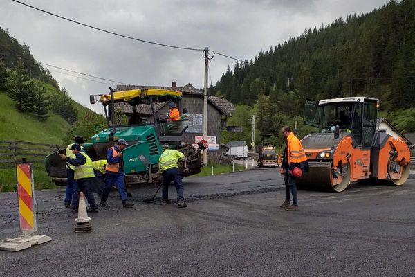 Mirela Adomnicăi: Pe DN18 și pe centura Sucevei se lucrează „în ritm accelerat” FOTO