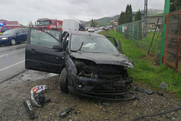 Accident rutier cu cinci victime pe raza localității Păltinoasa FOTO