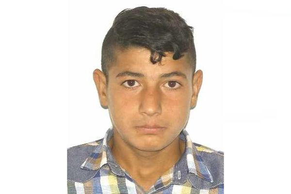 Un copil de 14 ani a dispărut de acasă și este căutat de poliție