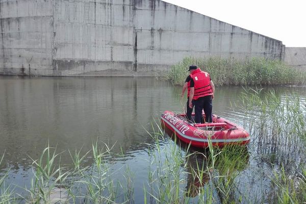 Tragedie la Zvoriștea. Un adolescent și-a pierdut viața în apele râului Siret VIDEO