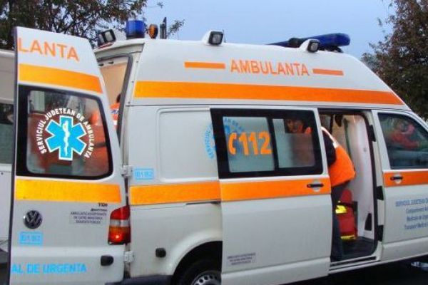 Un sucevean și-a pierdut viața după ce s-a izbit cu motocicleta într-un parapet din beton