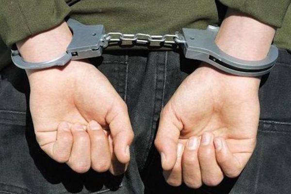 Un individ din Cajvana a fost reținut după ce a încălcat ordinul de protecție