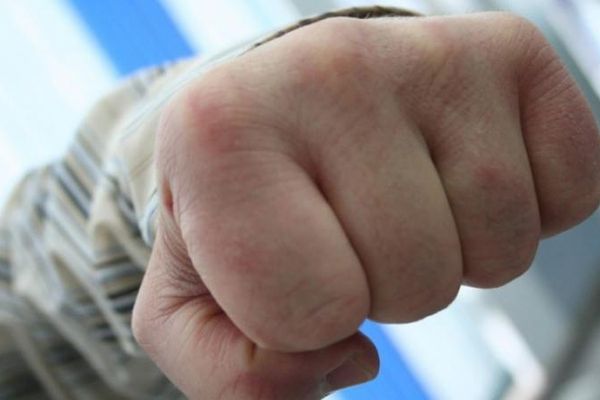 Fălticenean bătut într-un magazin din Bogata