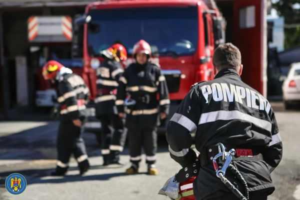 Pagube de 10.000 de lei în urma unui incendiu la o gospodărie din Burla