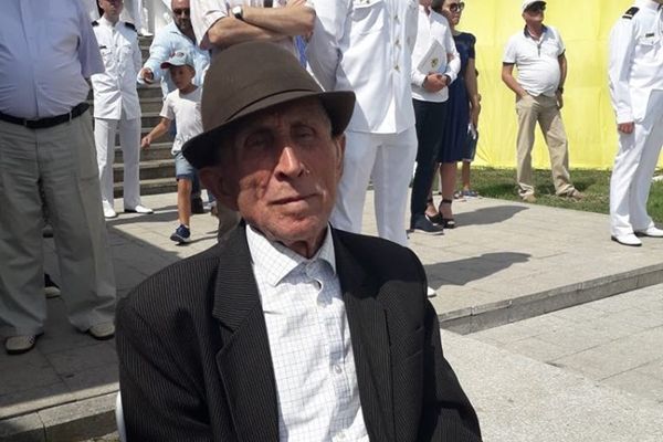 Un bărbat din Dumbrăveni cel mai vârstnic participant la Ziua Marinei FOTO