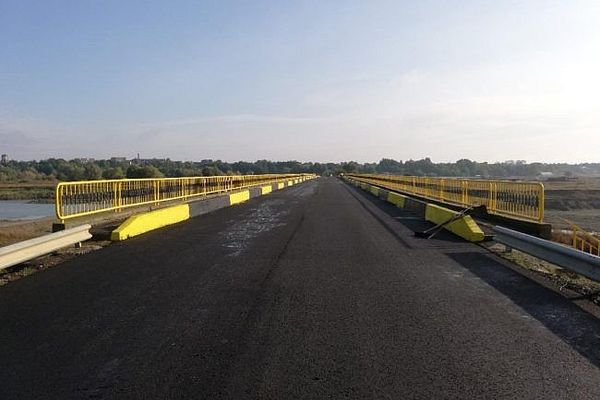 Podul de la Verești a fost redat circulației FOTO