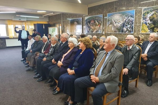 20 de cupluri de aur premiate de Primaria Suceava FOTO