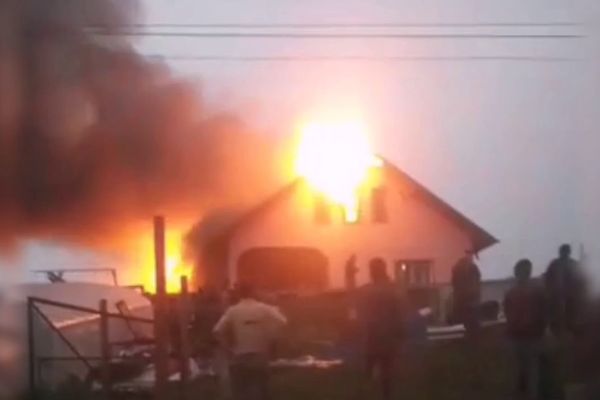 VIDEO O fetiță grav rănită la școală a fost abandonată de profesori acasă, în absența părinților