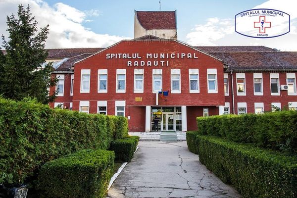 Bătaie generală în curtea Spitalului Municipal Rădăuți. Șapte persoane au fost reținute