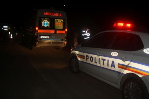 A condus beat și fără permis o motocicletă neînmatriculată