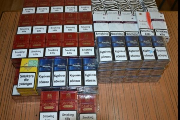 Rădăuțean reținut după ce a fost prins cu țigări de contrabandă în autoturism