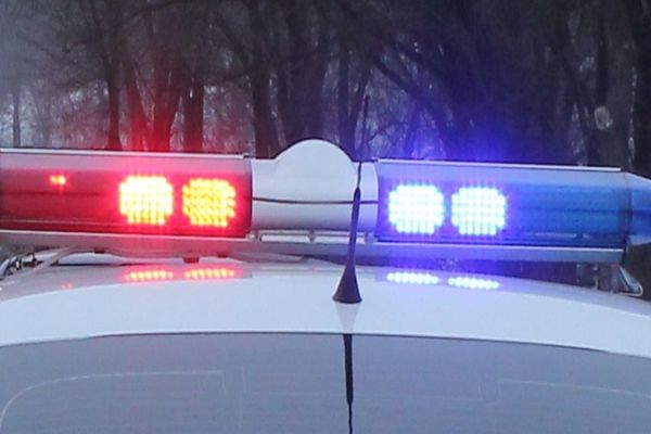 Un tânăr s-a urcat beat la volan și a încercat să scape cu fuga de polițiști