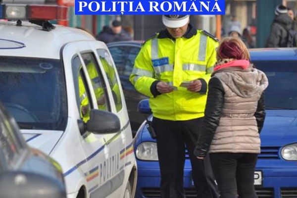 Zeci de șoferi și pietoni au fost amendați de polițiștii suceveni