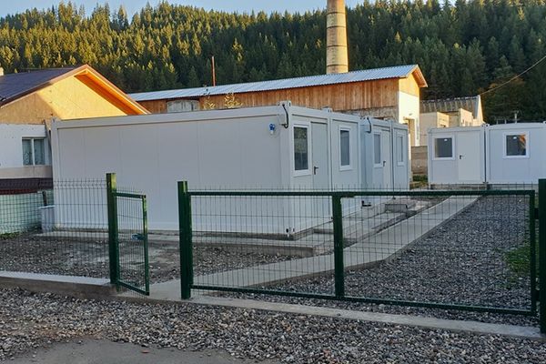 Locuințe modulare pentru victimele violenței în familie, la Câmpulung Moldovenesc FOTO